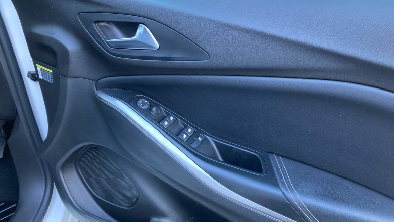 Vauxhall Grandland 1.2 Turbo Ultimate 5dr Petrol Hatchback